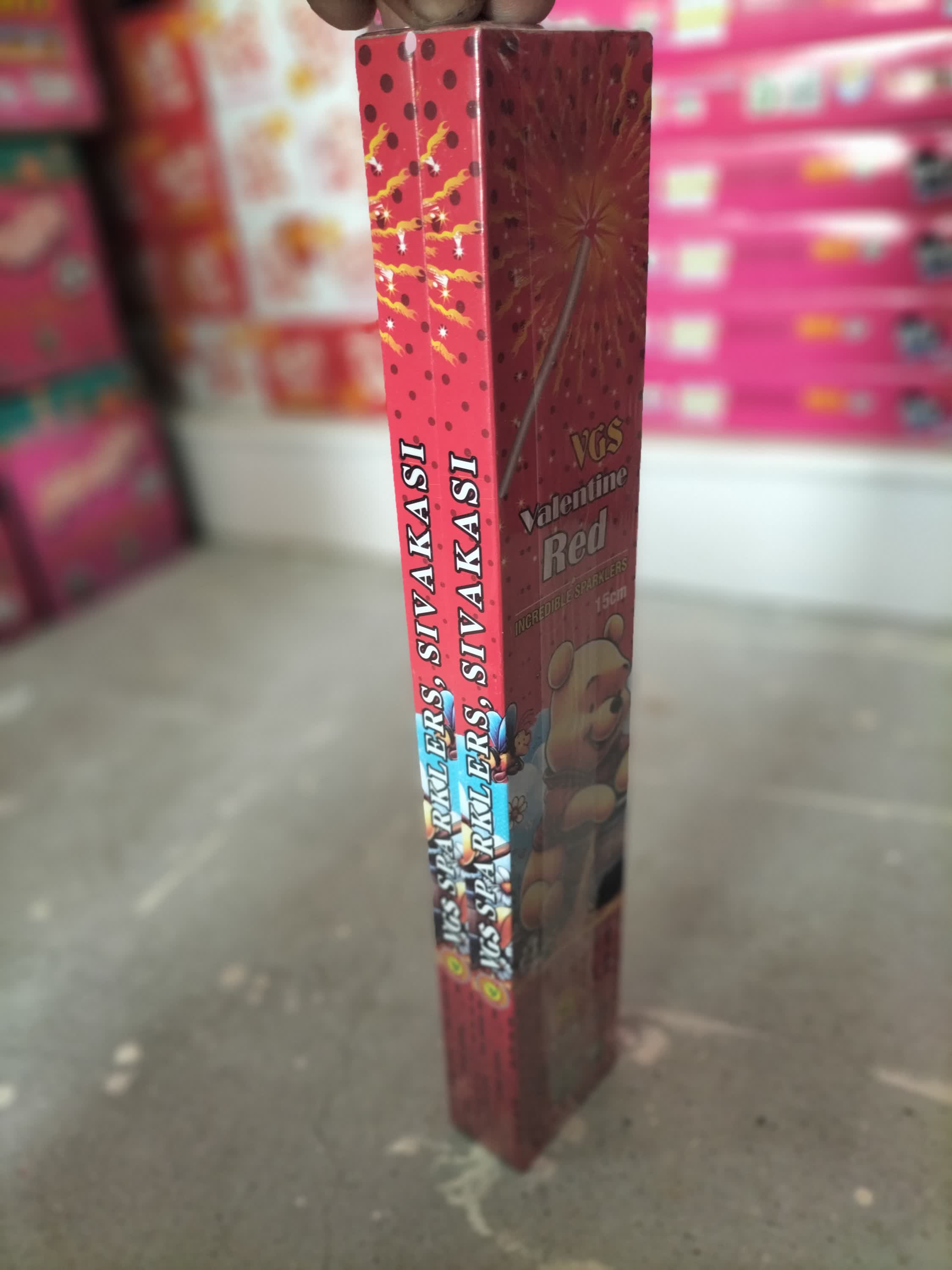 15CM RED SPARKLERS (2 BOX)